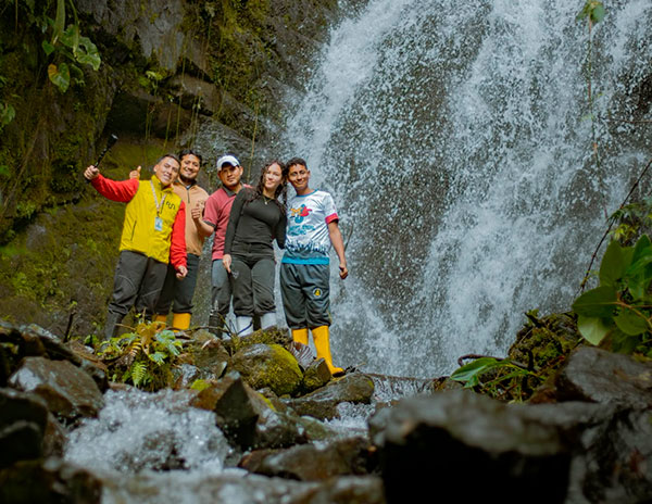 Cascada de Moras